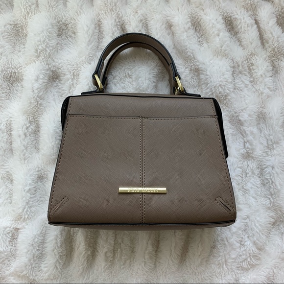 Small Steve Madden Purse - Picture 2 of 10